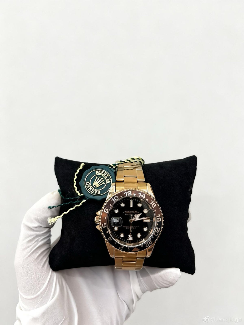 SIGNATURE _ ROTATING DAIL WATCH
