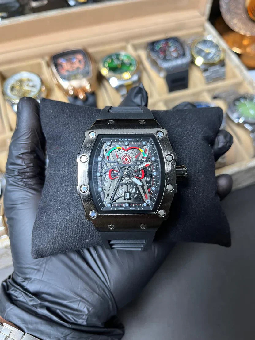 SIGNATURE WATCH- RM 35-02 series.